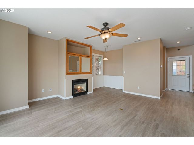 3045 Nw 3RD Ave, Camas, WA 98607