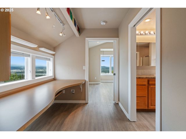 3045 Nw 3RD Ave, Camas, WA 98607