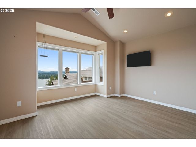 3045 Nw 3RD Ave, Camas, WA 98607