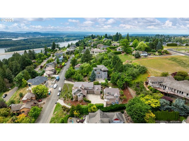 3045 Nw 3RD Ave, Camas, WA 98607