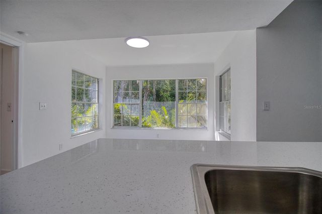 15715 ALMONDWOOD DRIVE, Tampa, FL 33613