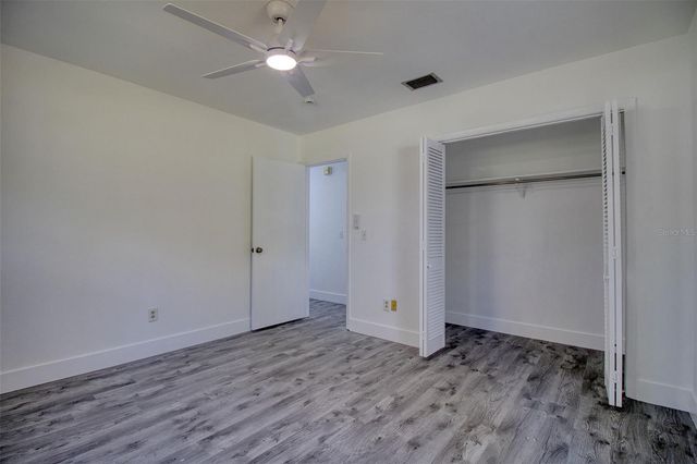 15715 ALMONDWOOD DRIVE, Tampa, FL 33613