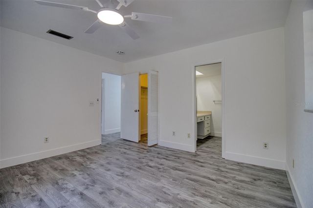 15715 ALMONDWOOD DRIVE, Tampa, FL 33613