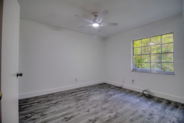 15715 ALMONDWOOD DRIVE, Tampa, FL 33613