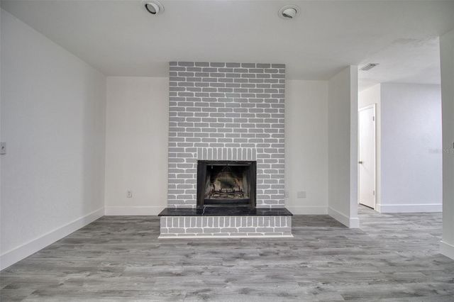 15715 ALMONDWOOD DRIVE, Tampa, FL 33613