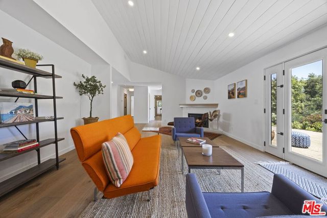 1131 Rancho Drive, Ojai, CA 93023