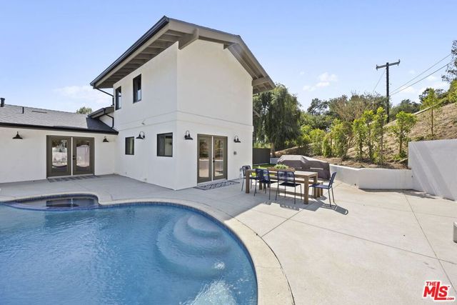 1131 Rancho Drive, Ojai, CA 93023