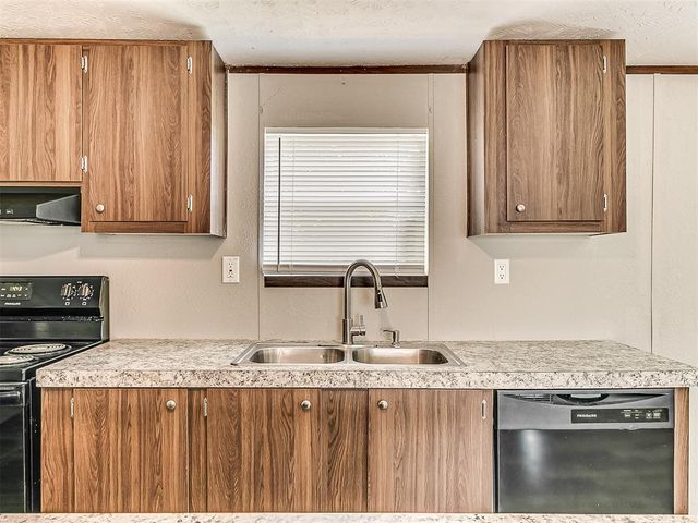 15900 State Highway 39, Lexington, OK 73051