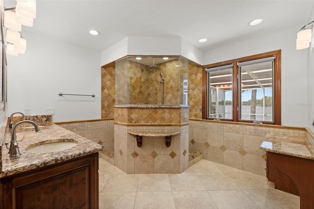 240 W 7TH STREET, Chuluota, FL 32766
