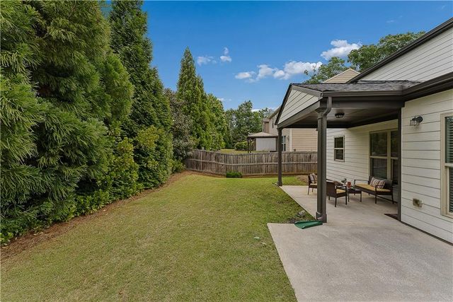 2021 Blossom Hill Drive, Roswell, GA 30076
