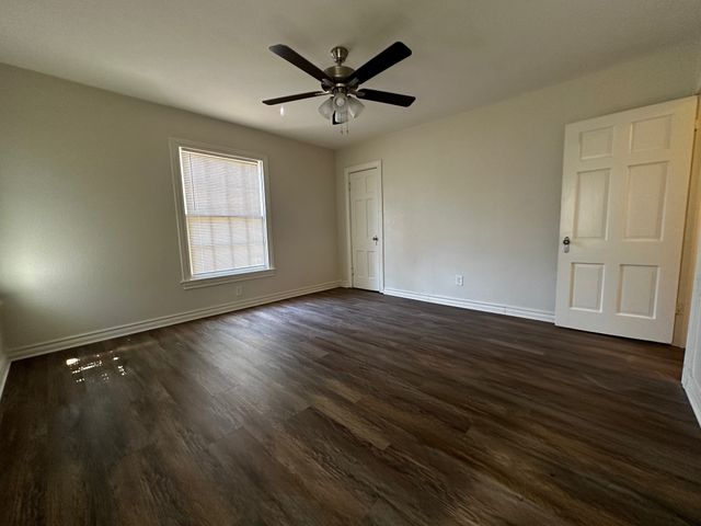 3417 Clary Avenue, Fort Worth, TX 76111