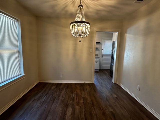 3417 Clary Avenue, Fort Worth, TX 76111