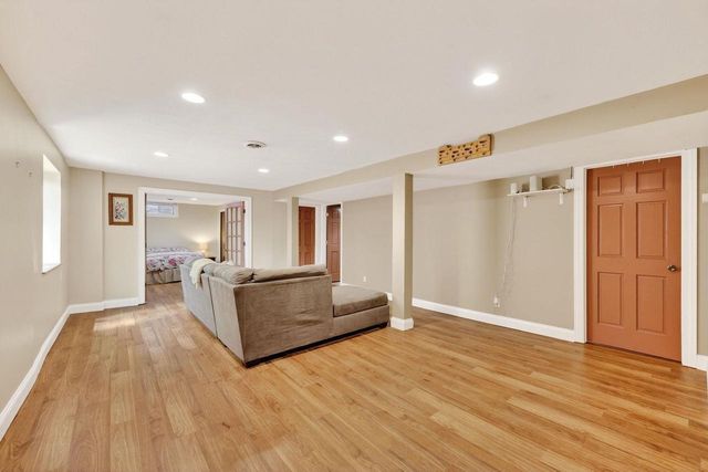 1809 Rae Lane, Madison, WI 53711