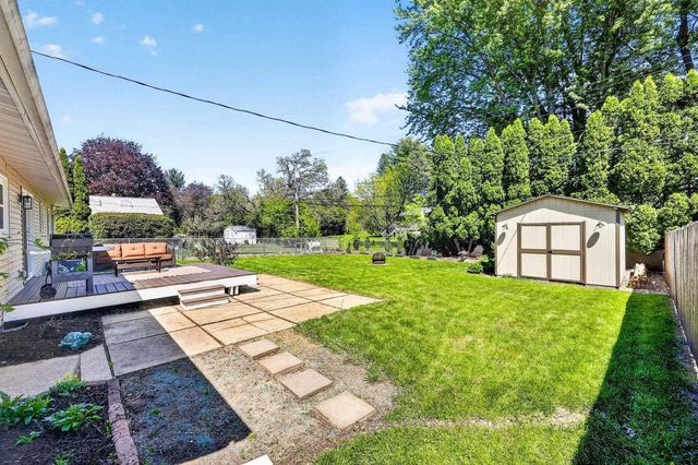1809 Rae Lane, Madison, WI 53711