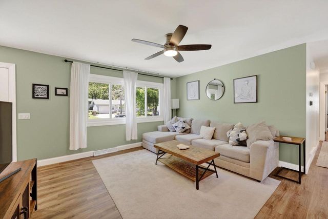 1809 Rae Lane, Madison, WI 53711