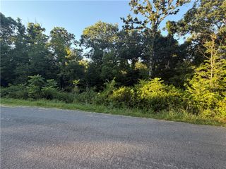Larkhall Lane, Bella Vista, AR 72715