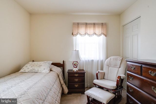 8907 LENNINGS LN, Baltimore, MD 21237