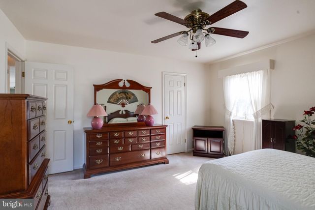 8907 LENNINGS LN, Baltimore, MD 21237