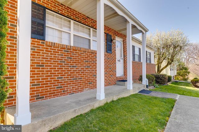 8907 LENNINGS LN, Baltimore, MD 21237