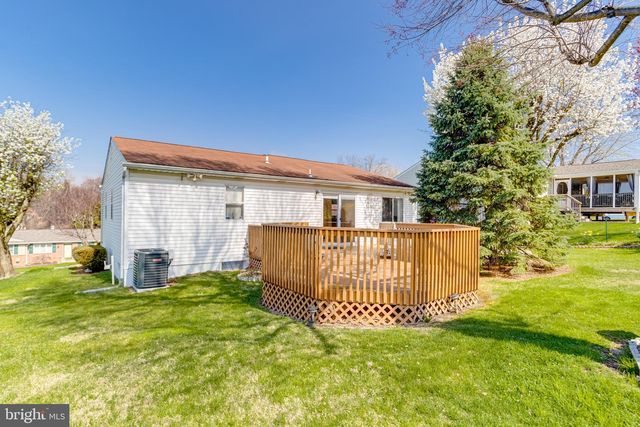 8907 LENNINGS LN, Baltimore, MD 21237