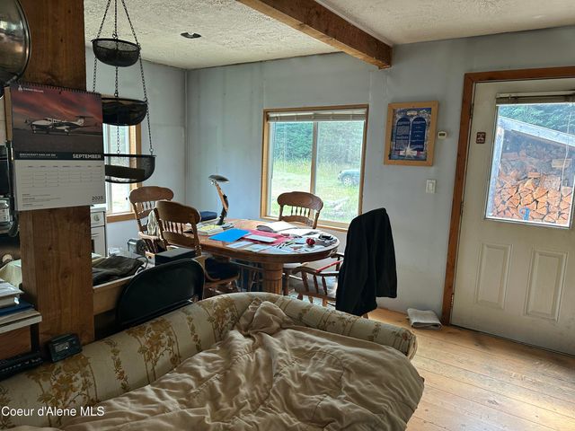 104 Cat Rd, Priest River, ID 83856