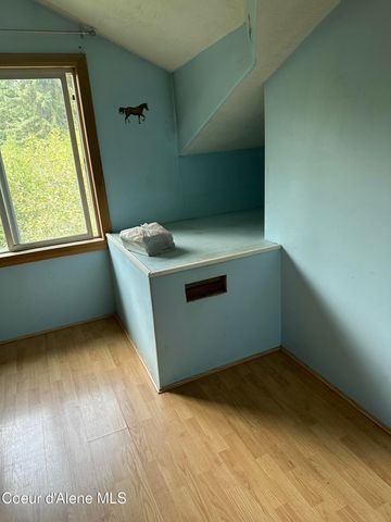 104 Cat Rd, Priest River, ID 83856