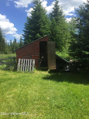104 Cat Rd, Priest River, ID 83856