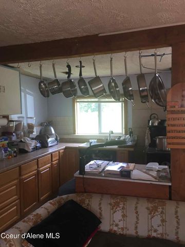 104 Cat Rd, Priest River, ID 83856