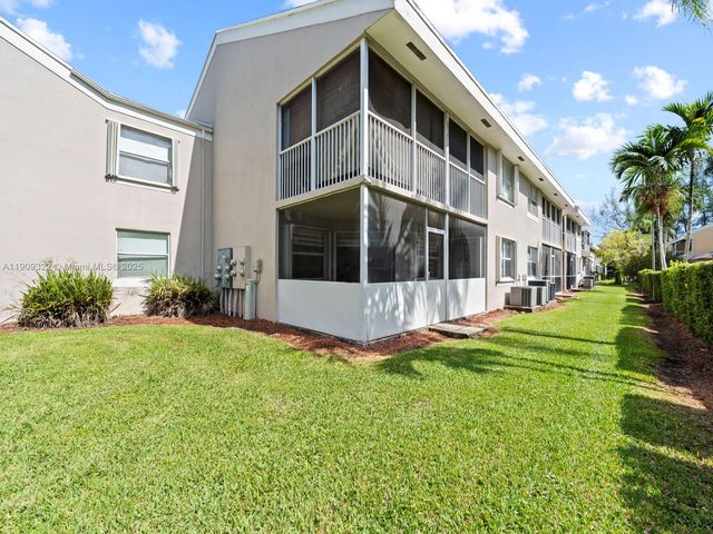 2647 SE 21st Ct 104-D, Homestead, FL 33035