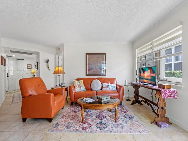 2647 SE 21st Ct 104-D, Homestead, FL 33035