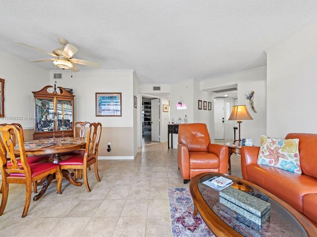 2647 SE 21st Ct 104-D, Homestead, FL 33035