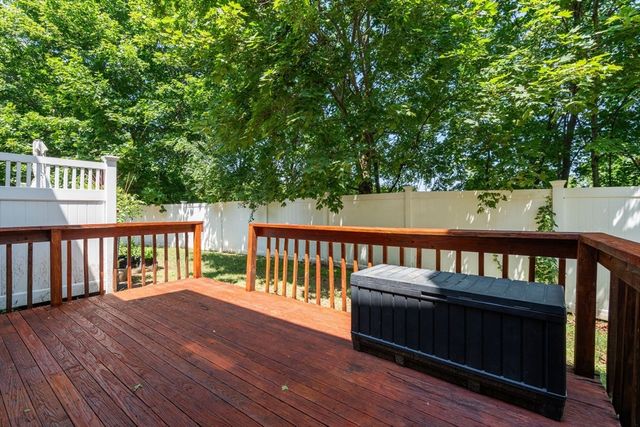 1292 Commercial St 1292, Weymouth, MA 02189