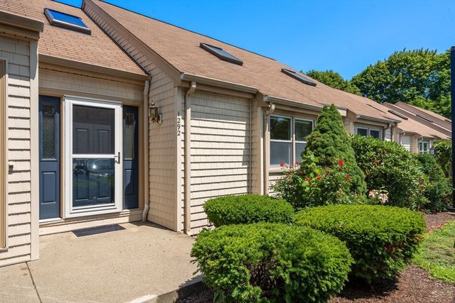 1292 Commercial St 1292, Weymouth, MA 02189
