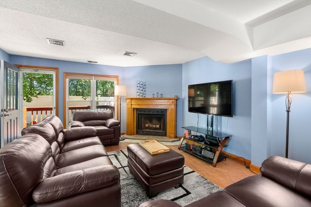 1292 Commercial St 1292, Weymouth, MA 02189