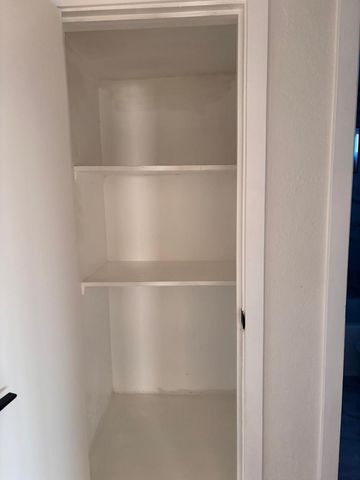 8233 N 29th Avenue, Phoenix, AZ 85051