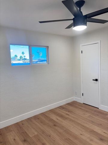 8233 N 29th Avenue, Phoenix, AZ 85051