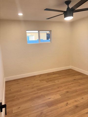 8233 N 29th Avenue, Phoenix, AZ 85051