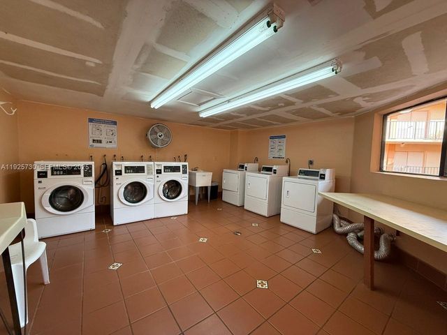 8600 SW 133rd Ave Rd 310, Miami, FL 33183