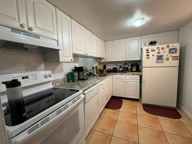 8600 SW 133rd Ave Rd 310, Miami, FL 33183