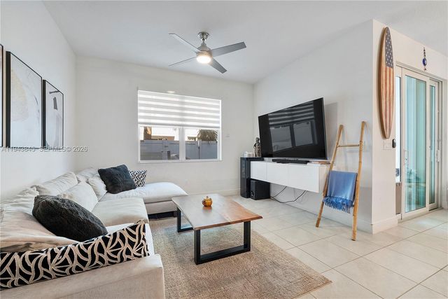 1827 Sandpiper Pointe Pl, Deerfield Beach, FL 33442