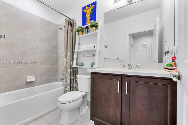 1827 Sandpiper Pointe Pl, Deerfield Beach, FL 33442