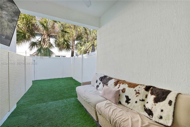 1827 Sandpiper Pointe Pl, Deerfield Beach, FL 33442