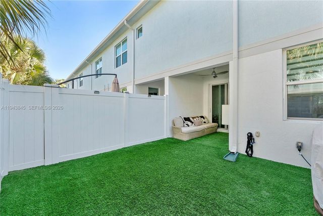 1827 Sandpiper Pointe Pl, Deerfield Beach, FL 33442