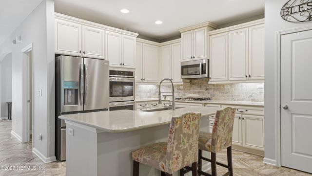 3435 SHINNECOCK Lane, Green Cove Springs, FL 32043