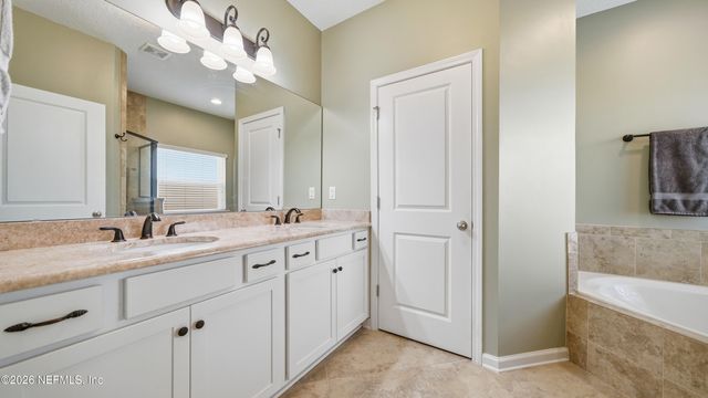 3435 SHINNECOCK Lane, Green Cove Springs, FL 32043