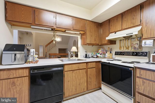 749 E PARKER ST, Langhorne, PA 19047