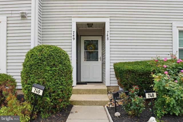 749 E PARKER ST, Langhorne, PA 19047