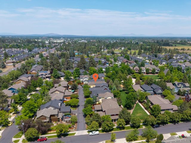 61718 Poppy Place, Bend, OR 97702