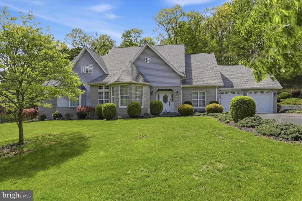 Image 126 of property listing at 12819 WOODBINE RD SW, Cresaptown, MD 21502