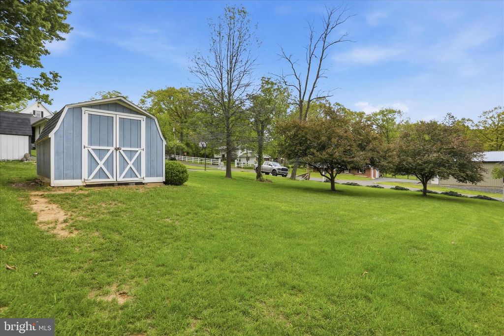 Image 133 of property listing at 12819 WOODBINE RD SW, Cresaptown, MD 21502